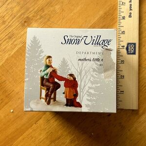 Mothers Little Helper Snow Village Accessory